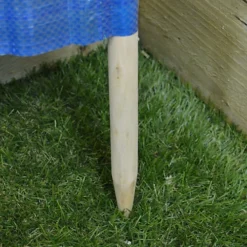 20ft (6.1m) Long 125cm High 10 Pole Beach / Camping Windbreak / Wind Break -Flymo Shop 20ft 6 1m long 125cm high 10 pole beach camping windbreak wind break5056589109608 05c MP