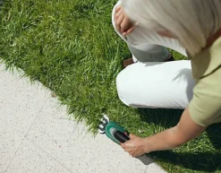 Bosch ISIO 3 III Cordless Shrub Hedge Grass Shear Blade Trimmer Cutter 8cm -Flymo Shop bosch isio 3 iii cordless shrub hedge grass shear blade trimmer cutter 8cm4059952563350 04c MP