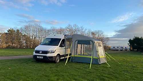 OLPRO Lunar Breeze Inflatable Campervan Awning 5 OLPRO Lunar Breeze Inflatable Campervan Awning - Image 3