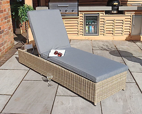 WENTWORTH Sunlounger With Adjustable Back 3 WENTWORTH Sunlounger With Adjustable Back